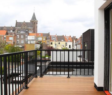 Luxe appartement met twee slaapkamers en ruim terras - Photo 4