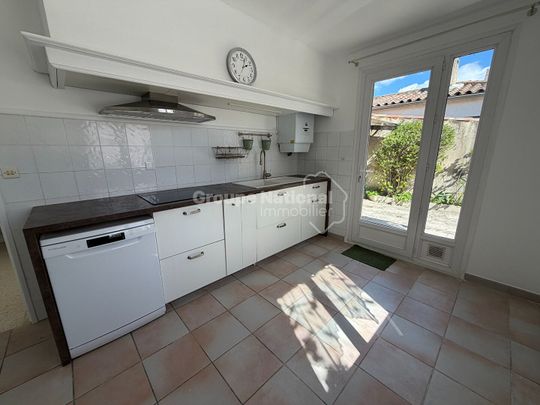 NIMES - CASTANET, - Photo 1