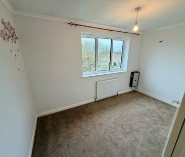 4 bedroom detached house to rent - Photo 3