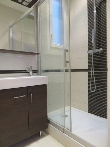 Location Appartement 2 pièces 43m² - Photo 5