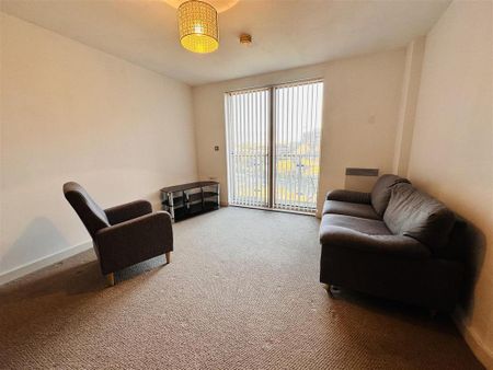 2 bedroom apartment to rent - Photo 5