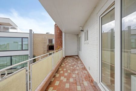 Zonnig appartement met ruime slaapkamers en groot terras vlakbij Leuven - EPC 221 kWh/m² - bewoonbare oppervlakte 99 m² - Photo 3