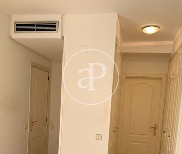 Flat for rent in Calle Antonio Pérez - Photo 2