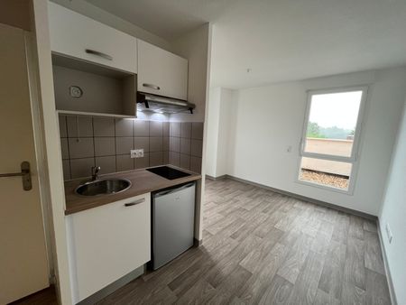 Location Appartement 1 pièce 19m² FRANQUEVILLE ST PIERRE 76520 - Photo 3
