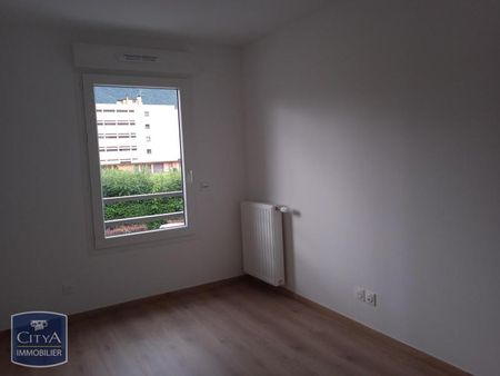 Location Appartement 3 pièces 61m² BONNEVILLE 74130 - Photo 3