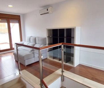 Dúplex de alquiler en Calle Encarnación, Casco Antiguo - Photo 3