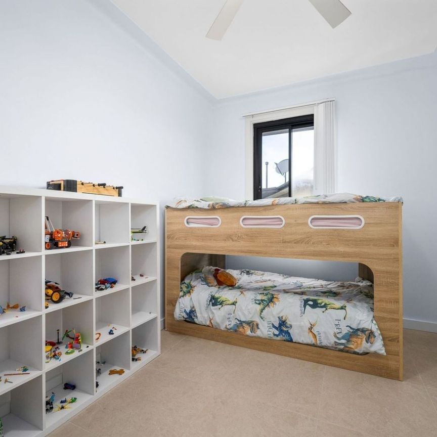 Renovated Family Home in a Peaceful South Wentworthville Location&excl; - Photo 1