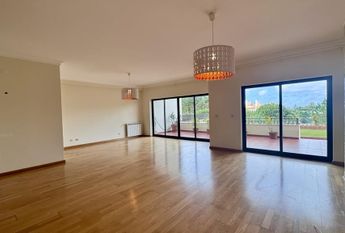 3 Bedroom Apartment with garden, Belas Clube de Campo, Sintra