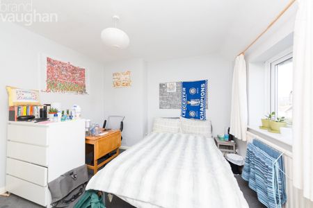 5 bedroom semi-detached house to rent - Photo 3