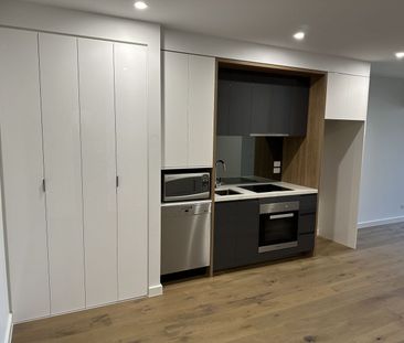 210/59-63 Warrigal Road, Hughesdale VIC 3166 - Apartment For Rent |... - Photo 3