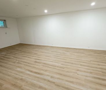For Lease - 422 Lynett Crescent, Richmond Hill, Ontario - Photo 6