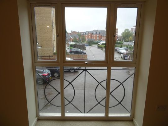 Available 1 Bed Apartment - Photo 1