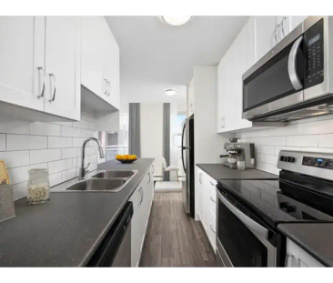 4979 Bathurst St | 4979 Bathurst St, Toronto - Photo 1