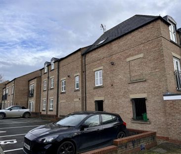 Stephenson Court, York - Photo 3