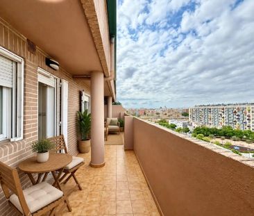 Valencia - Photo 6