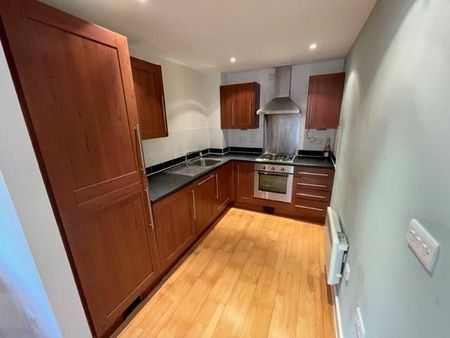 2 bedroom apartment to rent - Photo 4