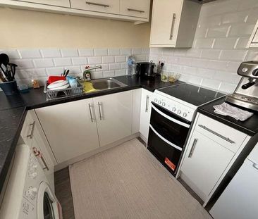 Viewfield Close, Kenton, Harrow, HA3 - Photo 5