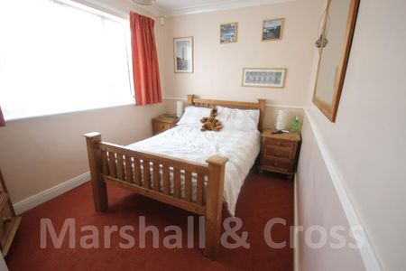 4 bedroom detached house to rent - Photo 5