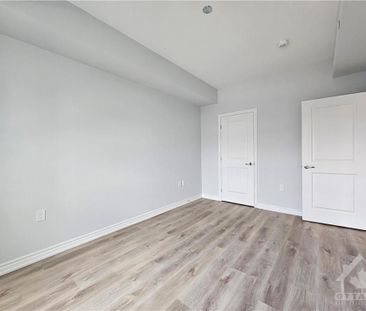 For Lease - 397 Codd's Road Unit# 316, Manor Park - Cardinal Glen a... - Photo 5