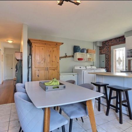 Beau grand 5 1/2 à louer - Photo 3