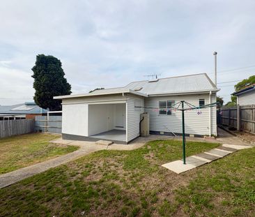 Spacious and Convenient Living in a Prime Newcomb Location - Photo 5