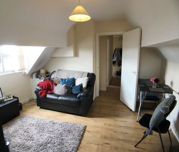 1 Bed Flat, Russian Avenue, L13 - Photo 2