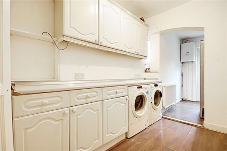 3 bedroom terraced house to rent - Photo 5