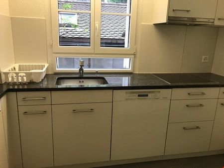 "möbl. Zimmer mit TV, WLAN etc. im Zentrum von Altdorf zu vermieten" - Foto 5