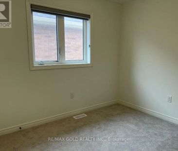 105 PICARDY DRIVE - Photo 3