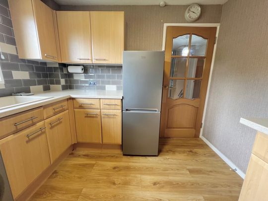 Whitburn Close, Wolverhampton, WV9 - Photo 1