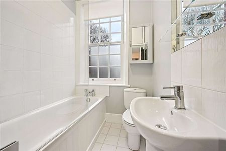 Charming period conversion in Bedford Park - Photo 2