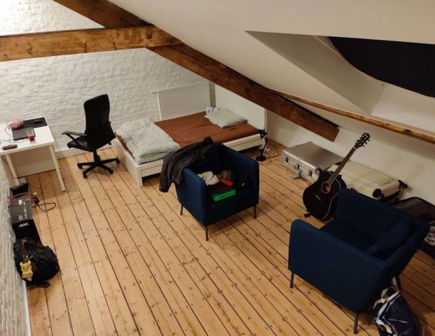 +++SCHÖNE DACHGESCHOSSWOHNUNG IM HEREZN VON AACHEN+++ - Foto 1