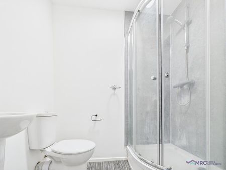 1 bedroom in a house share to rent - Photo 5