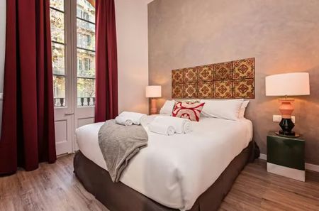 Carrer del Rosselló, Barcelona, Catalonia 08008 - Photo 3