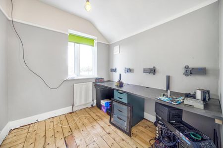 3 bedroom semi-detached house to rent - Photo 5