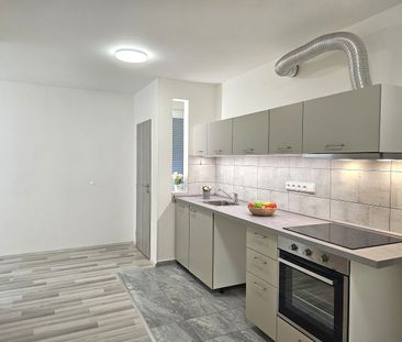 Pronájem bytu 2+kk 38 m² - Photo 2