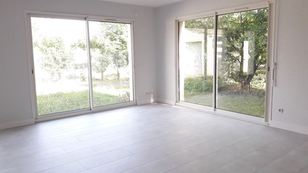 Location Maison 4 pièces 82m² LA ROCHELLE 17000 - Photo 1