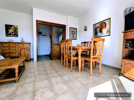 **To rent in Las Galletas, 2 bedroom apartment - Photo 4