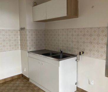 Location Appartement 2 pièces 62m² NICE 06200 - Photo 4