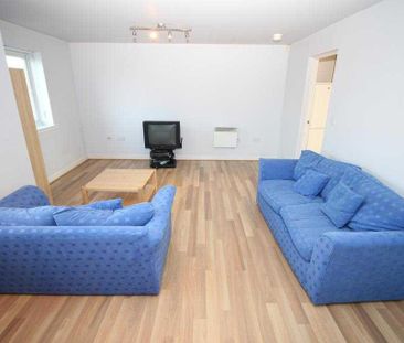 2 bedroom apartment to rent - Photo 3