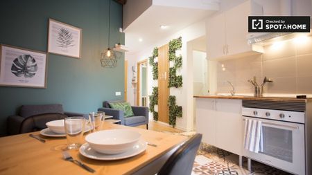 barcelona, Catalonia 08006 - Photo 4