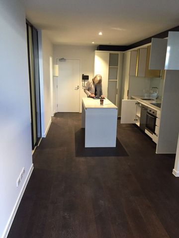 Apartment Unit at a wonderful CBD location - Photo 2