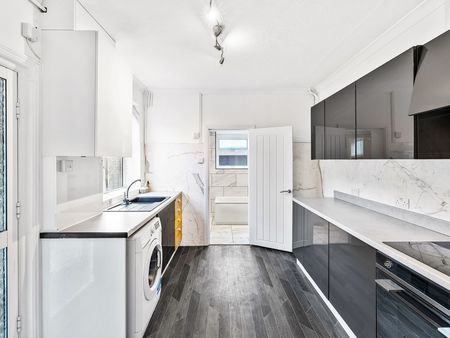 Ref: KM - Grove Road - Photo 5