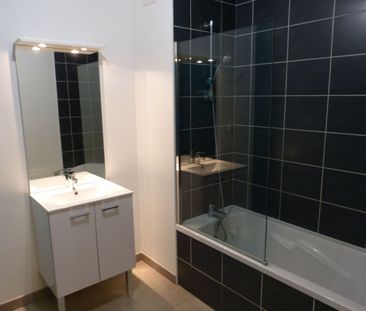 À LOUER – APPARTEMENT TYPE 3 EN RDC AVEC JARDIN ET PARKING • Réf GI... - Photo 5