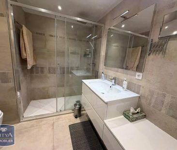 Location Appartement 3 pièces 83m² NICE 06000 - Photo 5