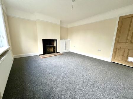 3 bedroom semi-detached house to rent - Photo 4