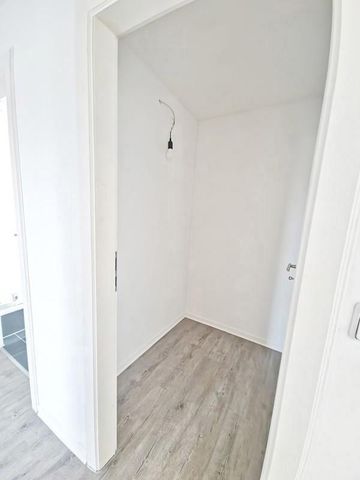 Dachgeschosswohnung in Stadtfeld Ost - Nachmieter ab sofort gesucht - Photo 4