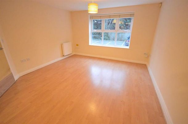 2 Bedroom Apartment To Let - Photo 1