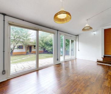For Lease - 98 Glen Cameron Road, Markham, Ontario - Photo 1