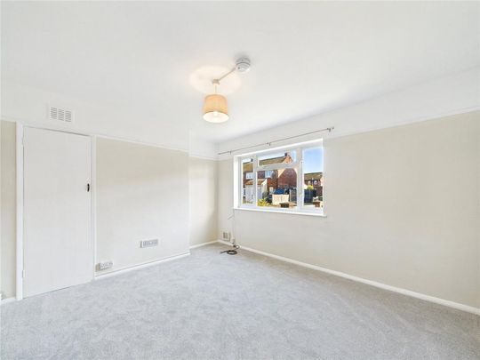2 bedroom maisonette to rent - Photo 1
